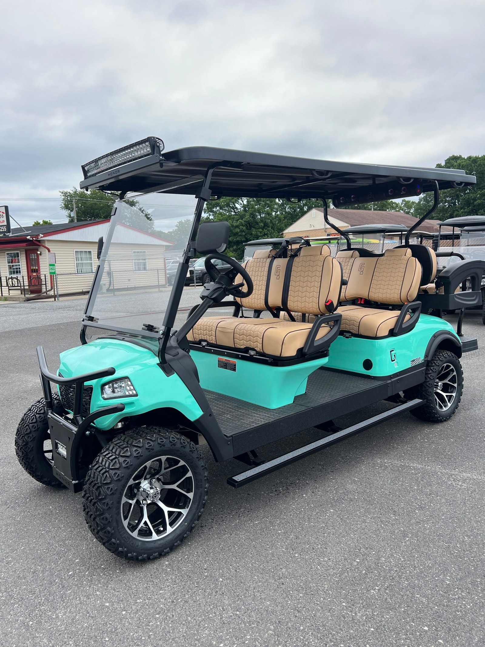 2024 Honor LSV 4+2 G1 3″ Lift 6 Passenger Limo